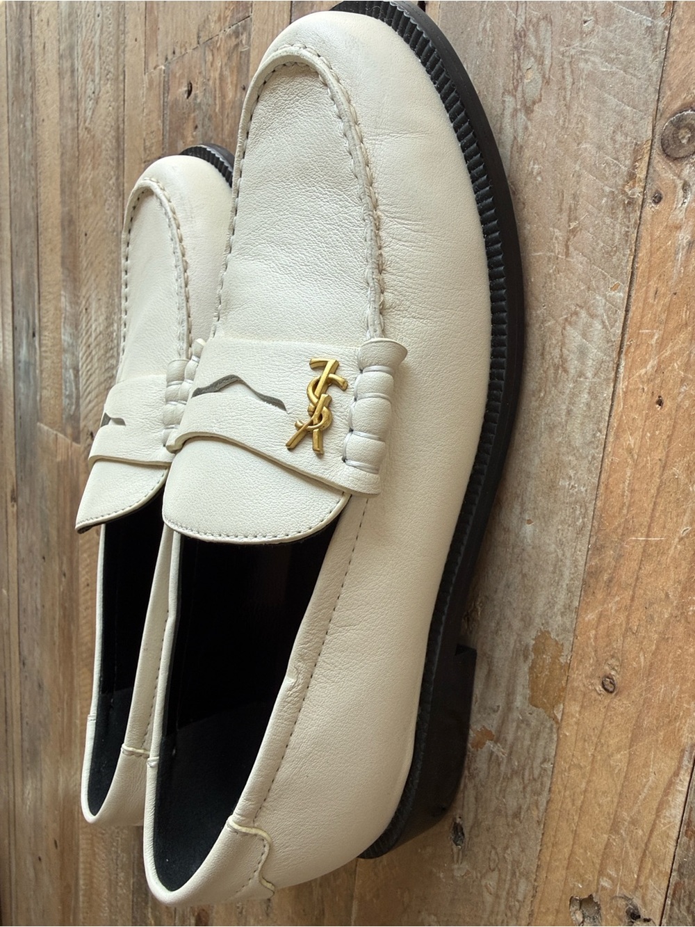 SAINT LAURENT Le Loafer in Pearl - Picture 5 of 9